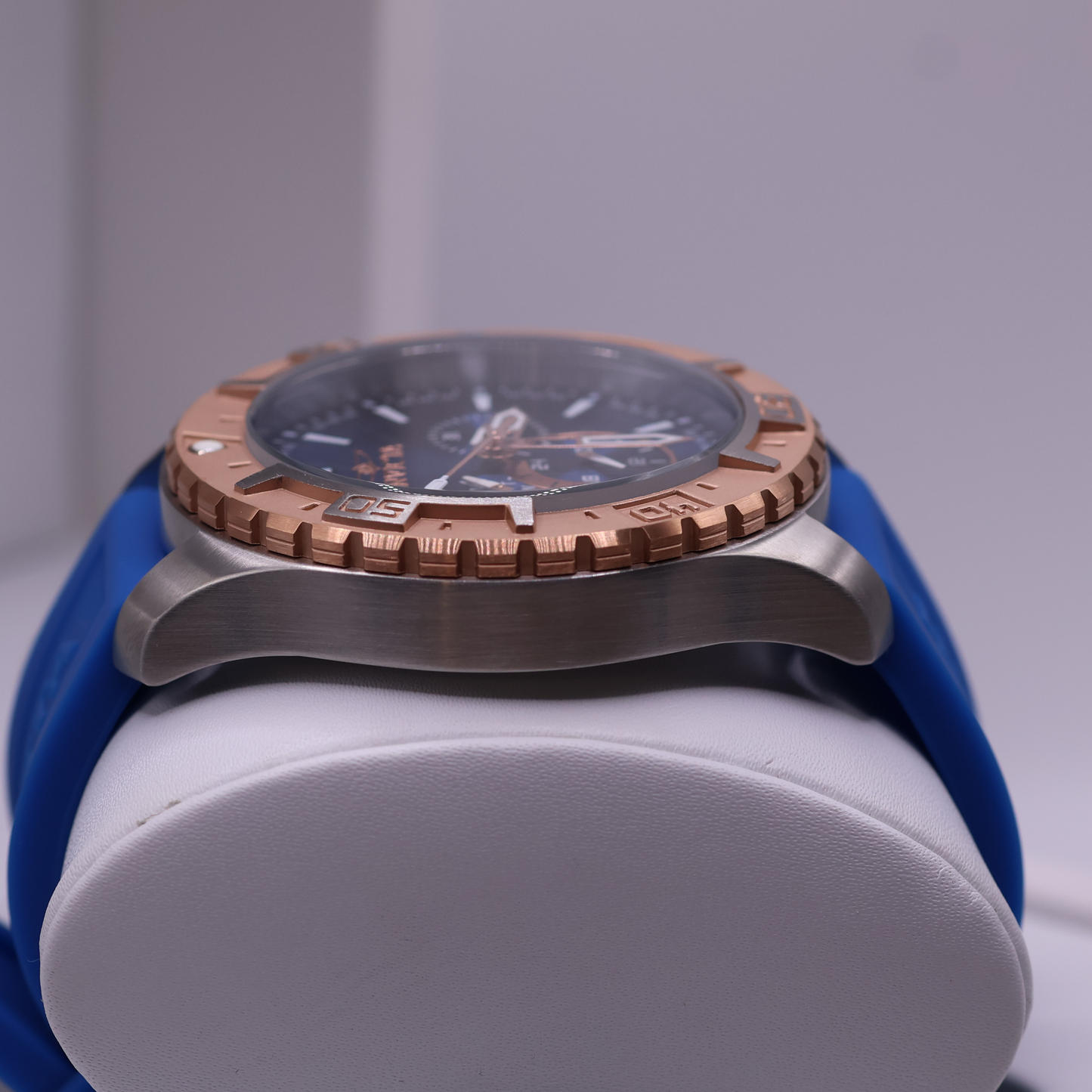 Aviator Men 49mm