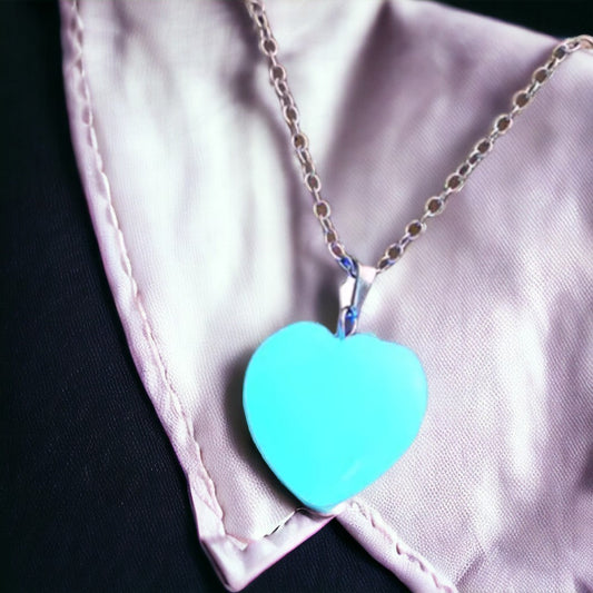 Glow in the Dark Corazon azul