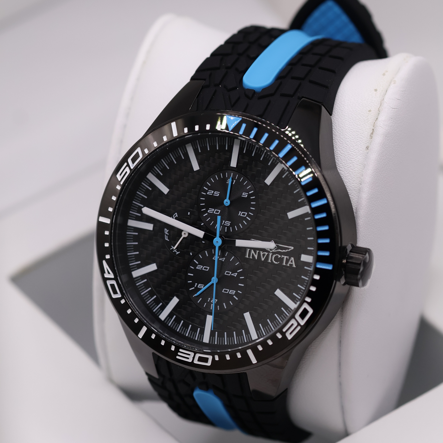 Invicta Racing Men 46mm