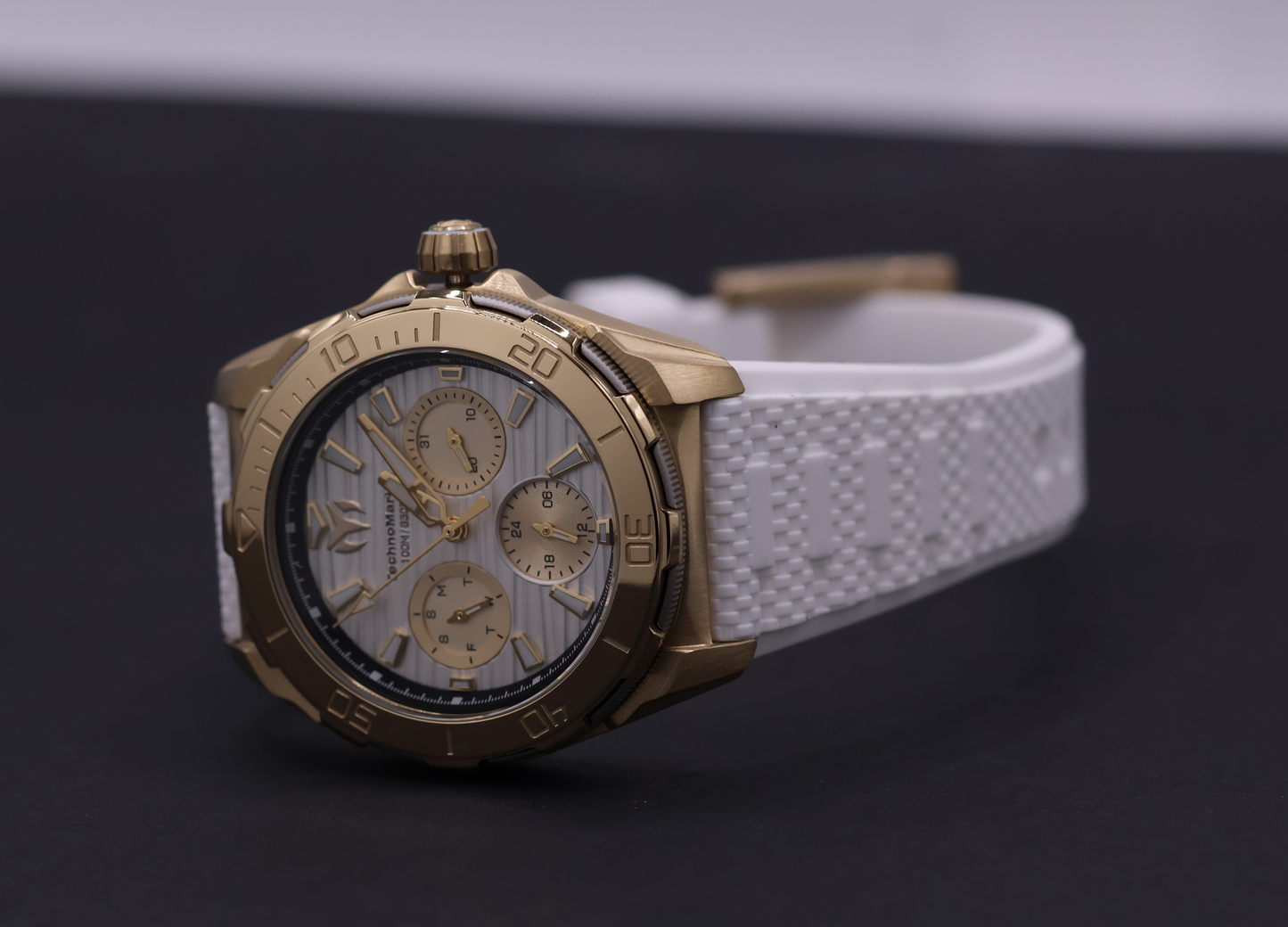 Seven Seas 36mm