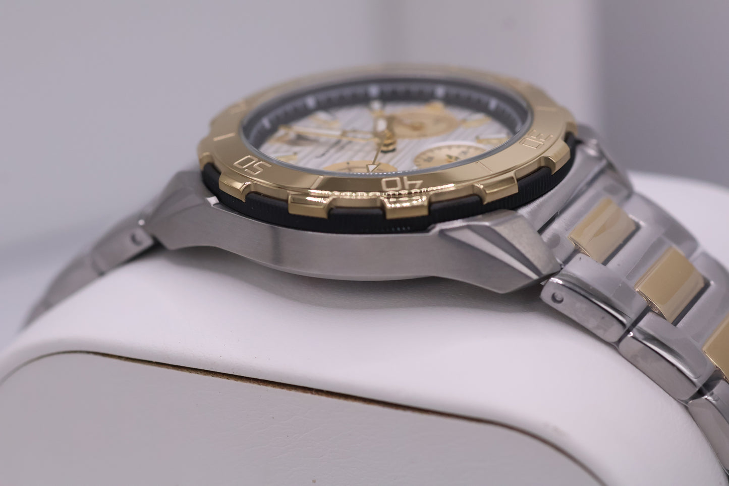 Seven Seas Lady 36mm