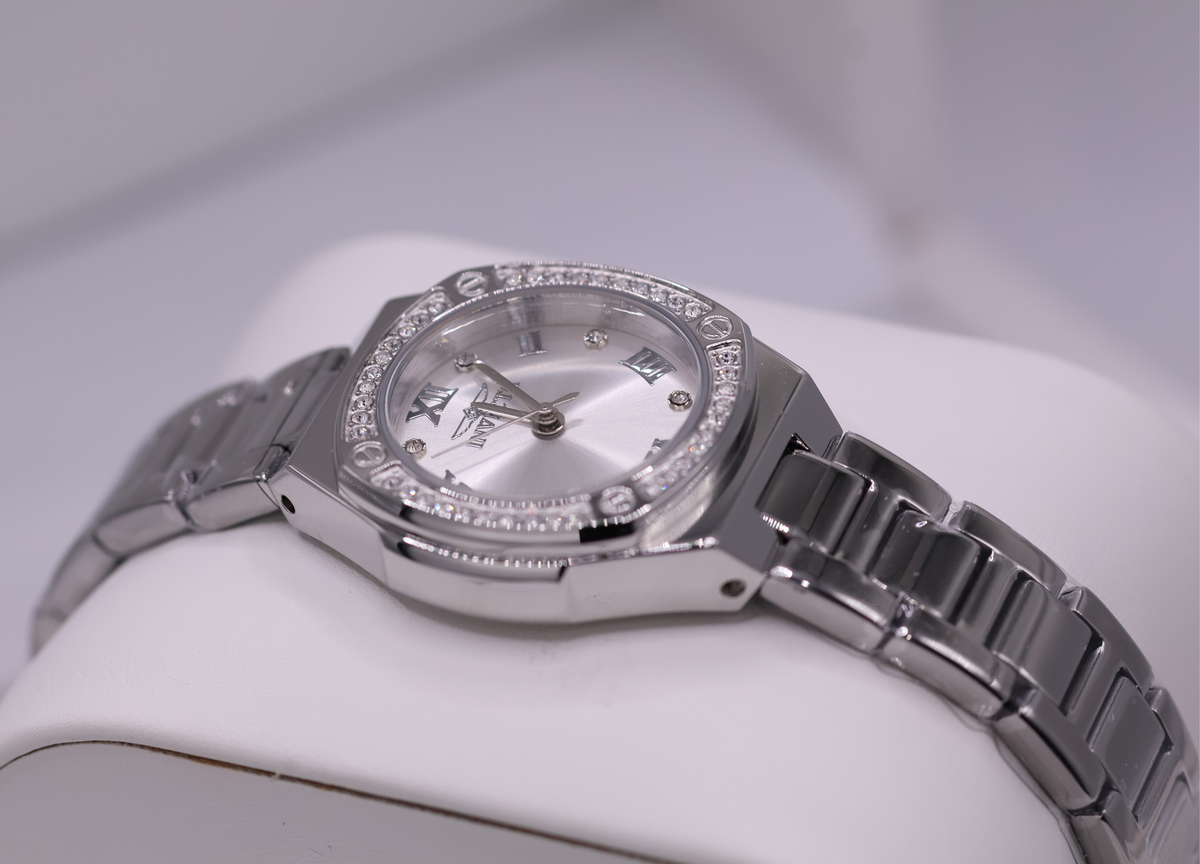 Specialty Lady 28mm