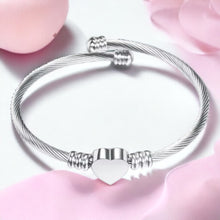 Cargar imagen en el visor de la galería, Heart bracelet
