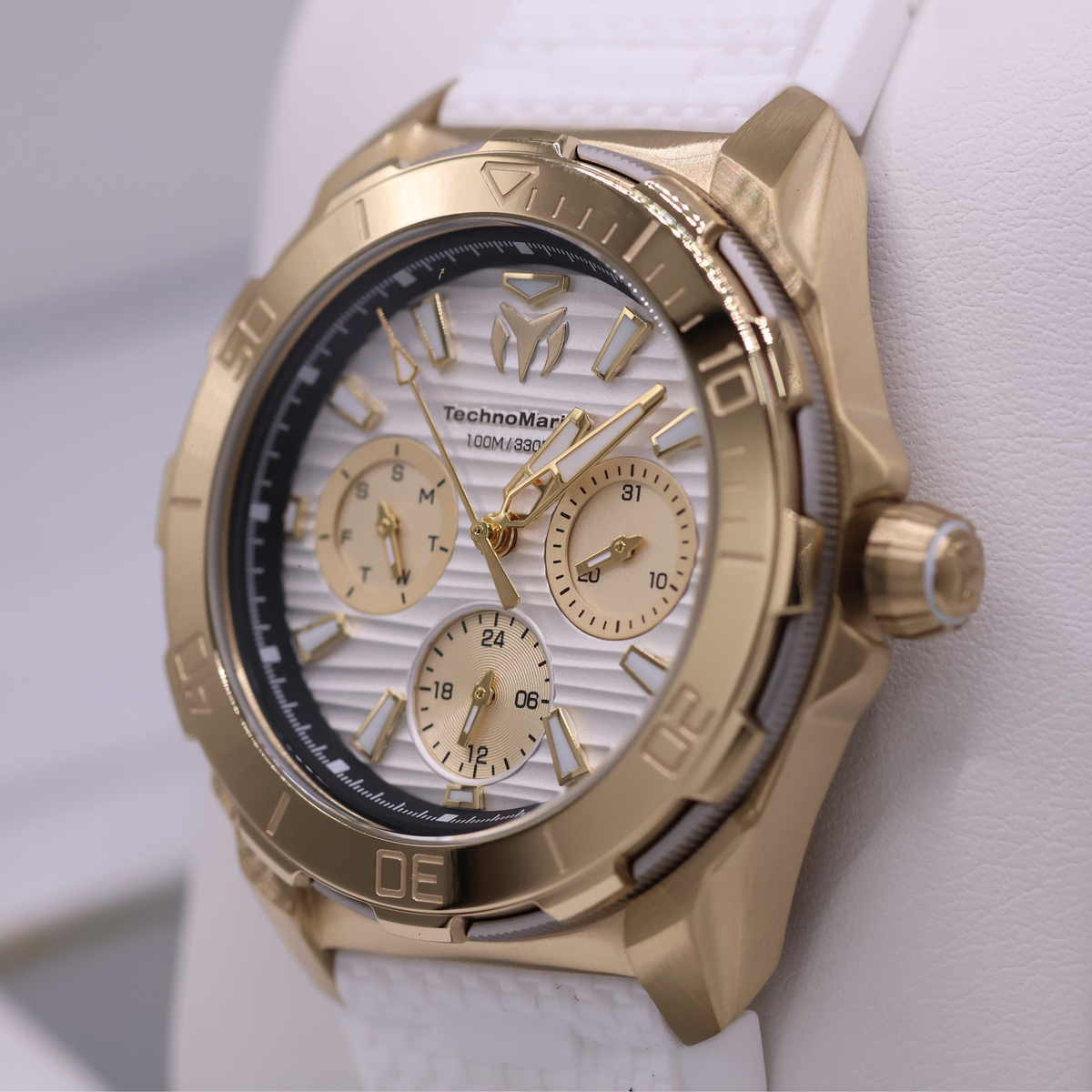 Seven Seas 36mm
