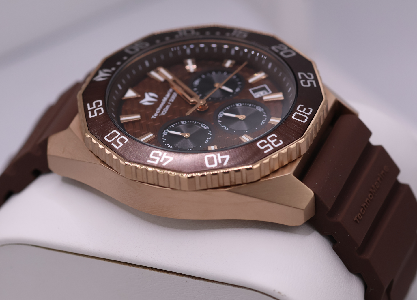 Mare Vivo Men 44mm