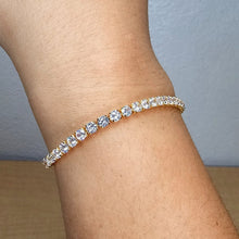 Cargar imagen en el visor de la galería, Tennis Bracelet Gold
