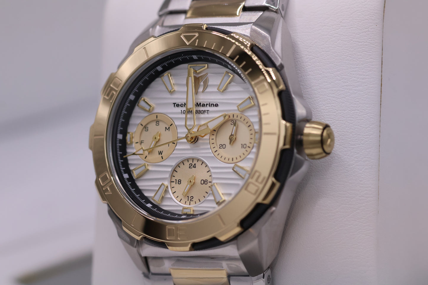 Seven Seas Lady 36mm