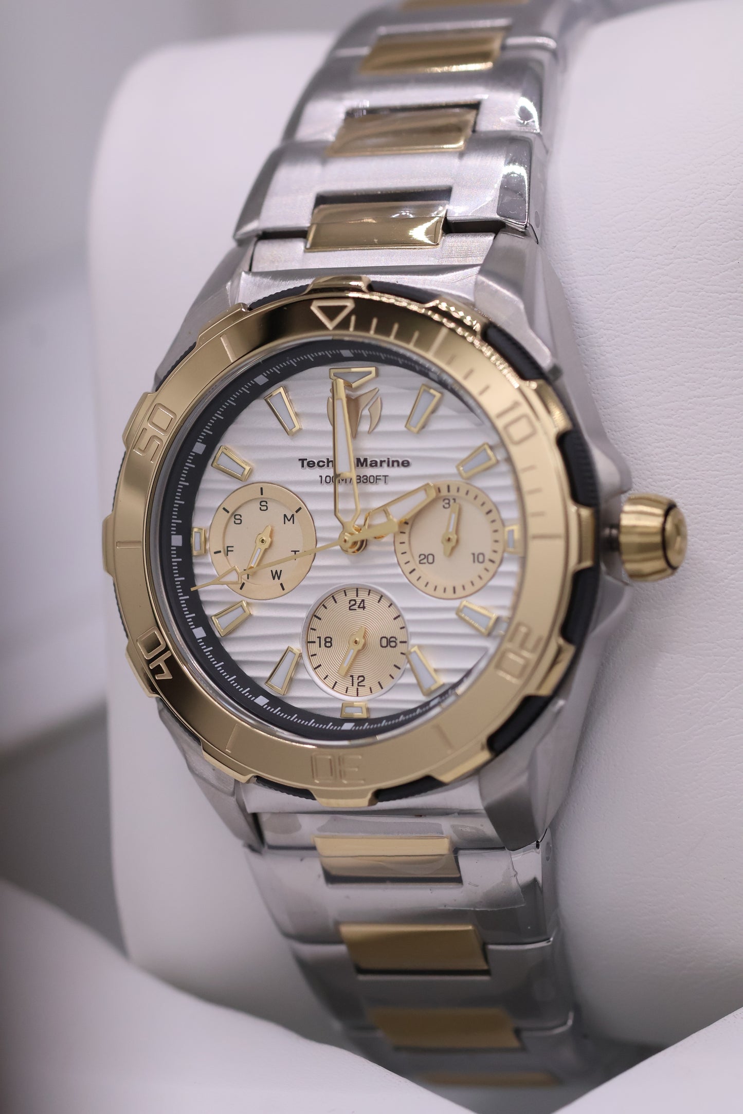 Seven Seas Lady 36mm