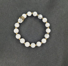 將圖片載入圖庫檢視器 Queen Bracelet For Woman White
