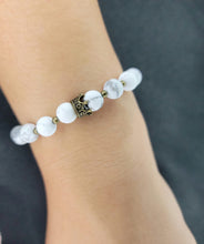 將圖片載入圖庫檢視器 Queen Bracelet For Woman White
