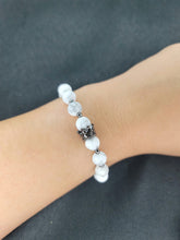 將圖片載入圖庫檢視器 Queen Bracelet For Woman White &amp; Black
